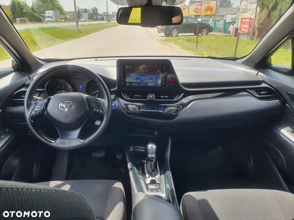 Toyota C-HR Business-Edition - 12