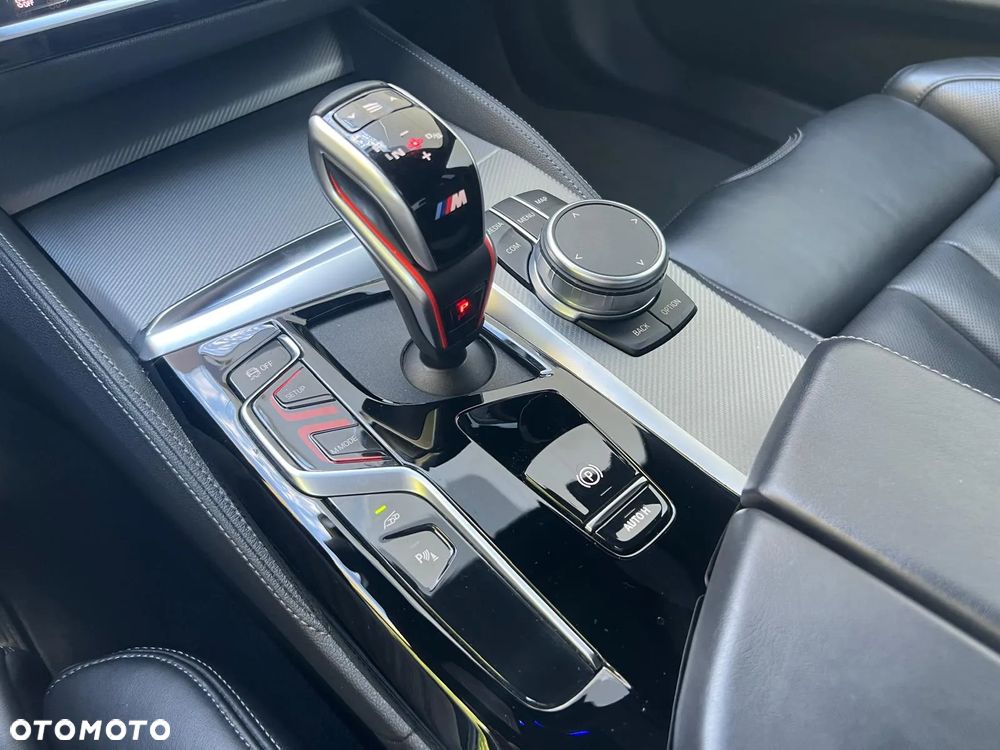 BMW M5 Standard - 13