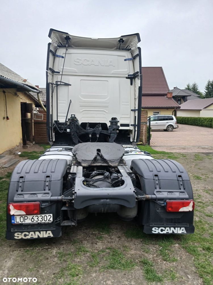 Scania 460 R - 2