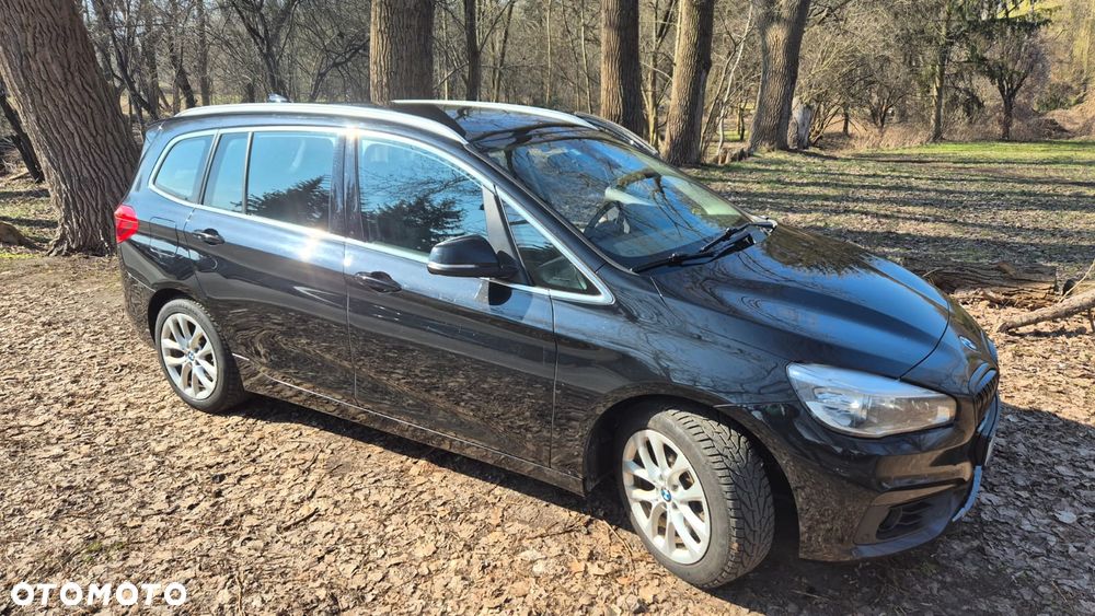 BMW Seria 2 220d Sport-Aut - 2