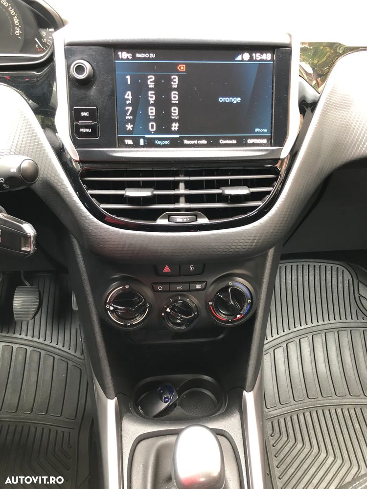 Peugeot 2008 - 17