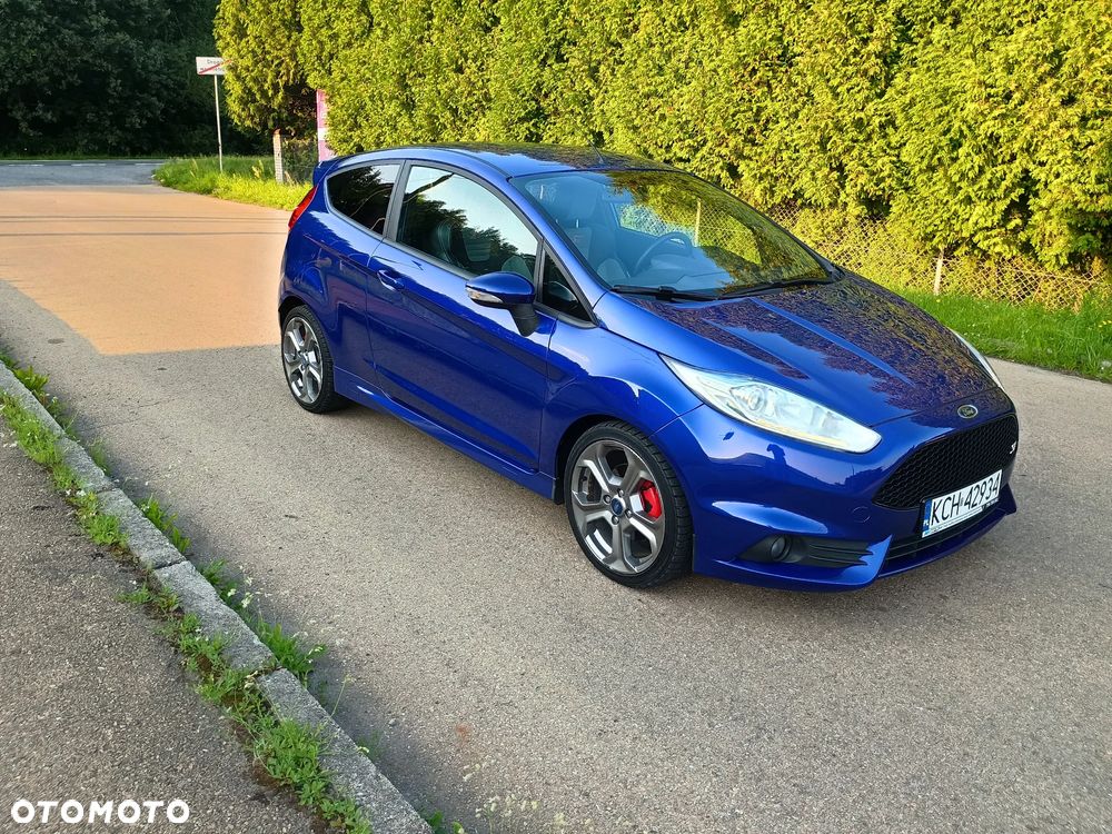 Ford Fiesta 1.6 EcoBoost ST - 5