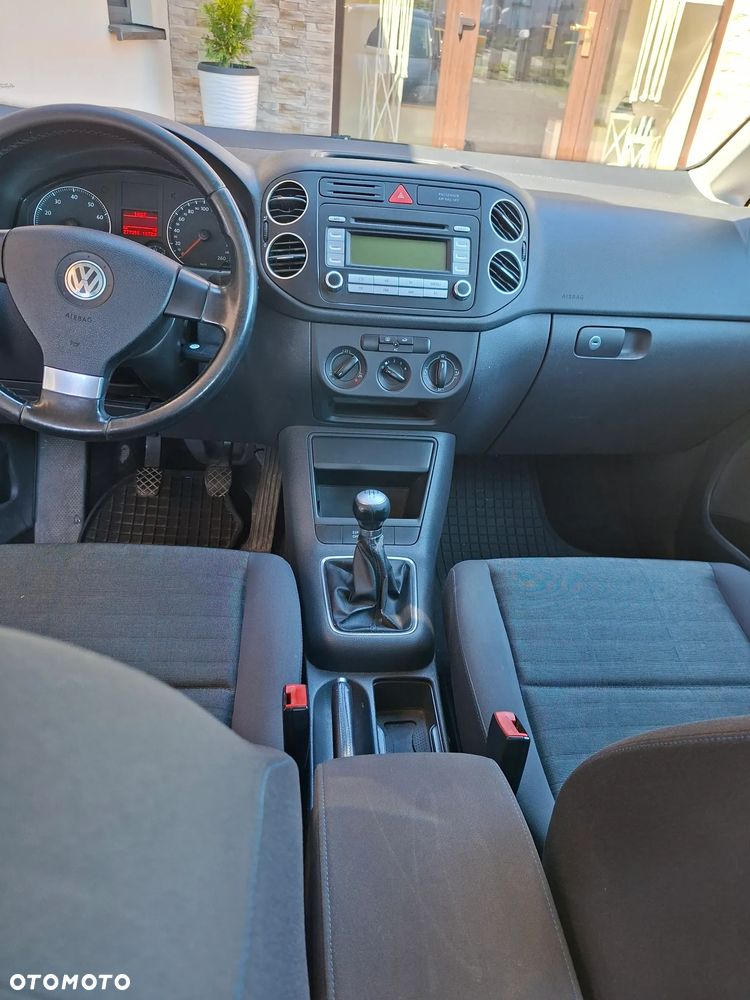 Volkswagen Golf Plus - 10