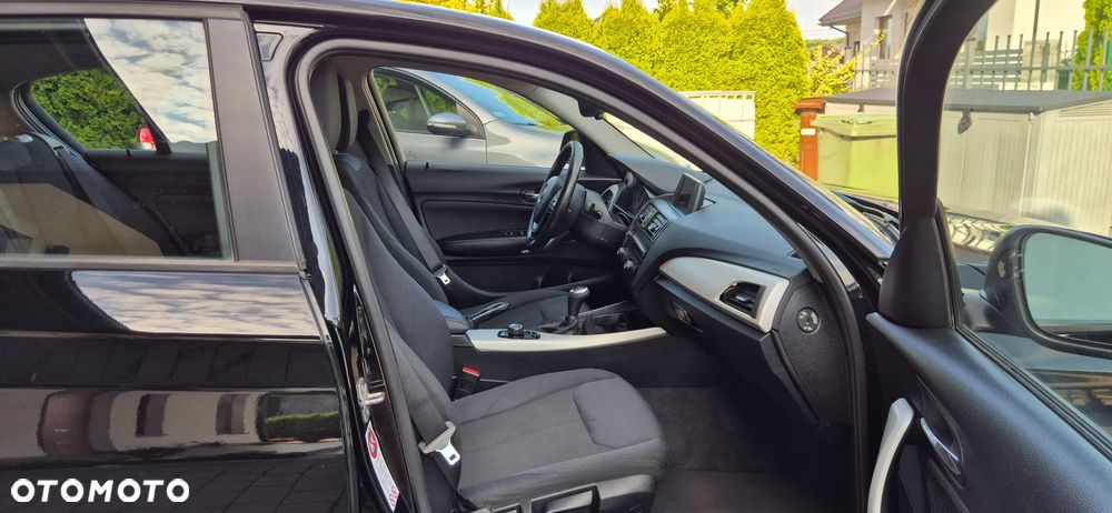 BMW Seria 1 116i - 19
