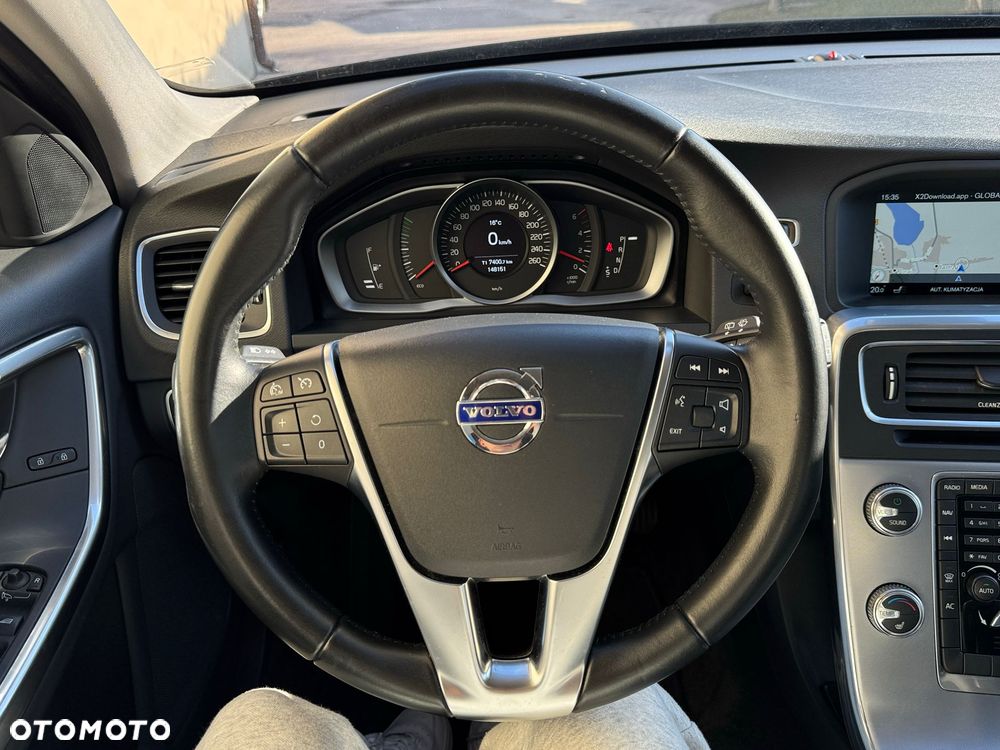 Volvo V60 Cross Country D3 Geartronic Kinetic - 16
