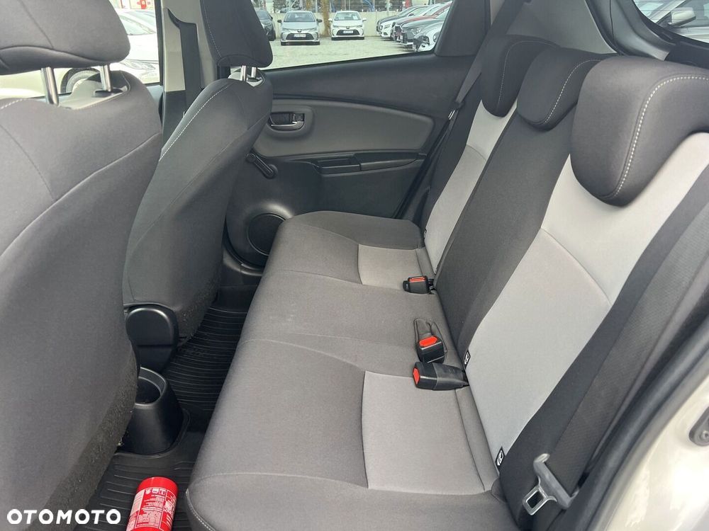 Toyota Yaris 1.5 Premium - 14