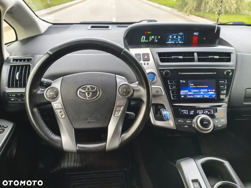 Toyota Prius+ (Hybrid) Comfort - 14