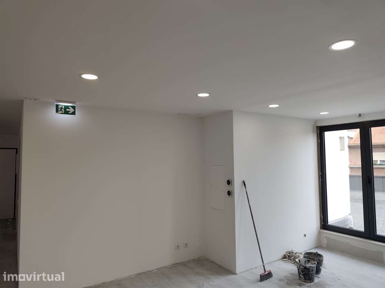 Extraordinário e moderno 'Open Space' Centro Almada - 225m2 - Grande imagem: 4/12