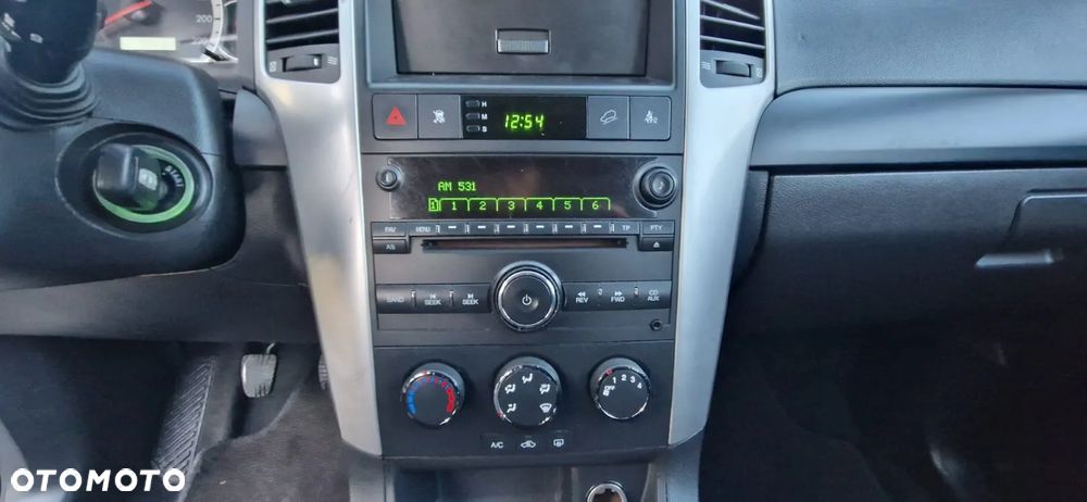 Chevrolet Captiva 2.4 2WD 7 Sitzer LS Family Edition - 14