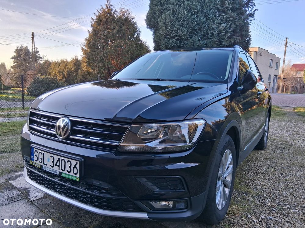 Volkswagen Tiguan - 1
