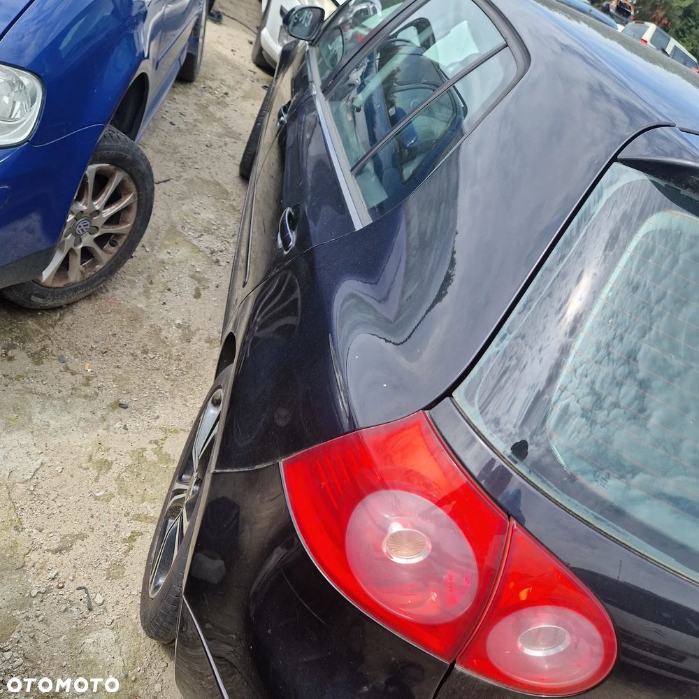 Volkswagen Golf V,  2,0 benz. 110KW, 2004r  kod silnika BLX skrzynia GB- CZĘŚCI - 11