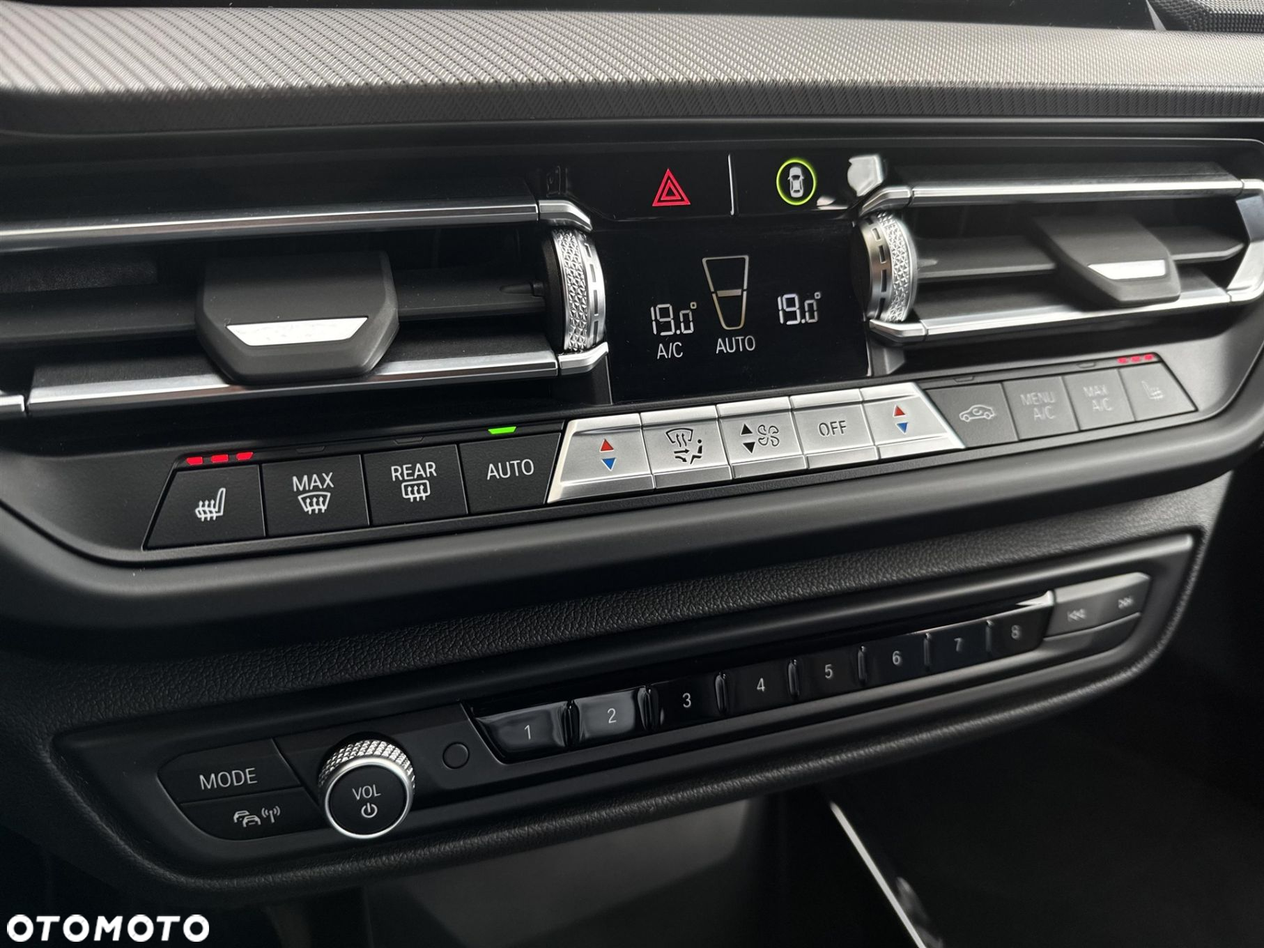 BMW Seria 1 118d - 19
