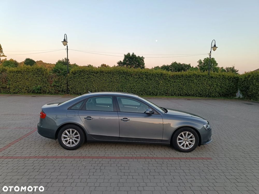 Audi A4 Limousine 1.8 TFSI Ambiente - 8