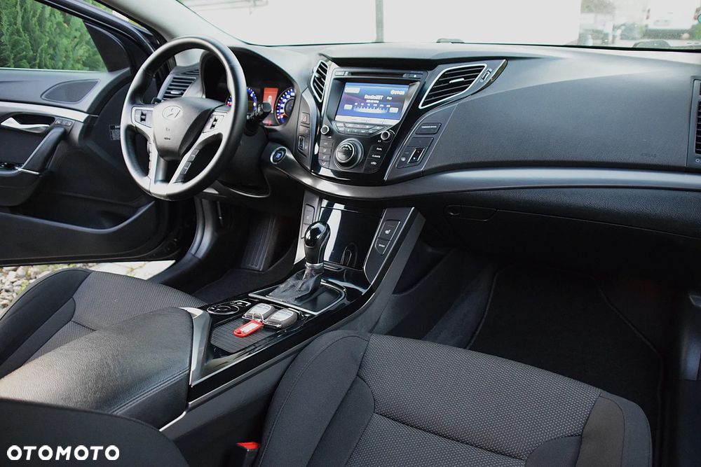 Hyundai i40 1.7 CRDi Automatik Premium - 25
