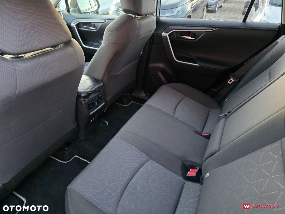 Toyota RAV4 - 17