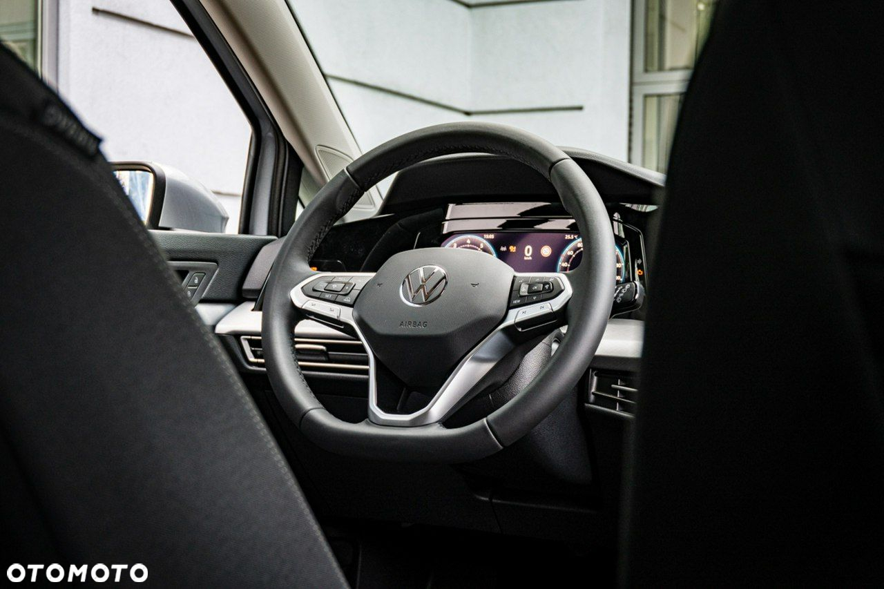 Volkswagen Golf - 20
