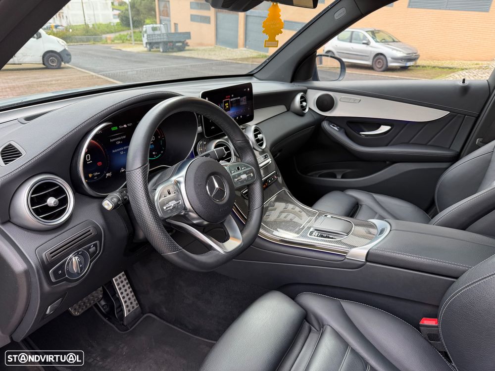 Mercedes-Benz GLC 300 de 4Matic 9G-TRONIC AMG Line Plus - 25