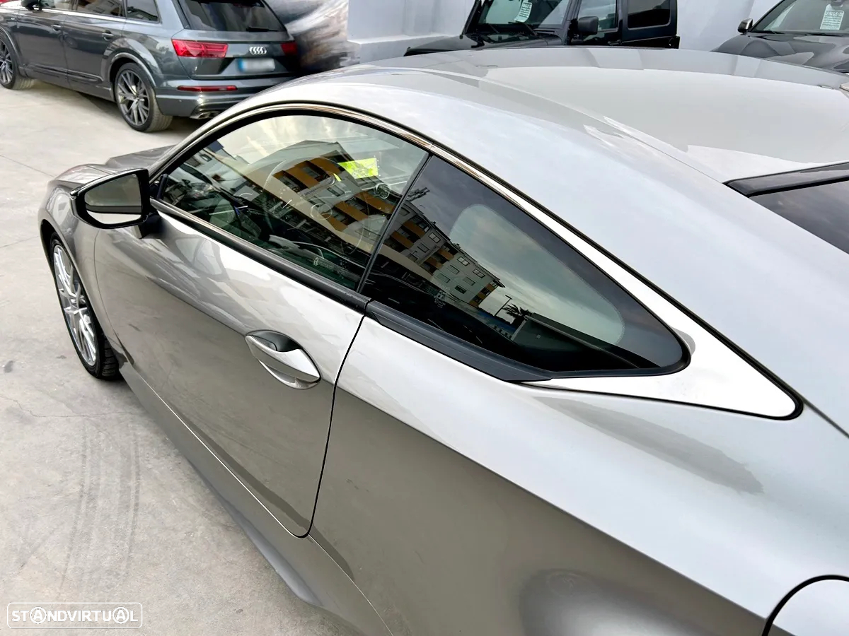 Lexus RC 300h Luxury - 41