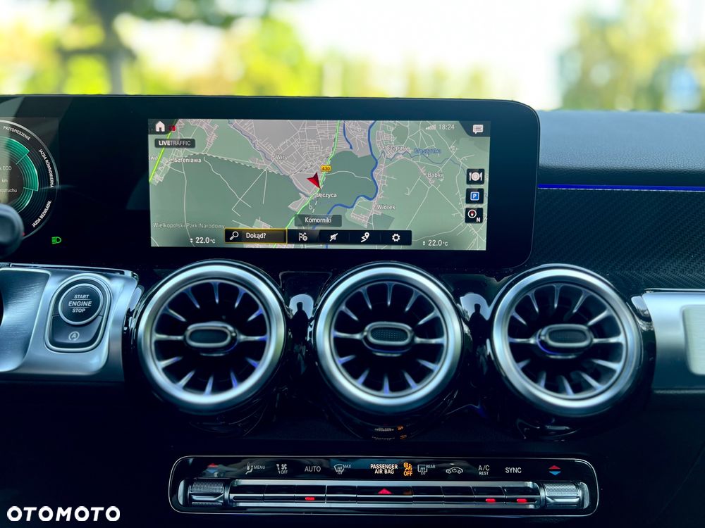 Mercedes-Benz GLB 200 d 4-Matic AMG Line 8G-DCT - 29