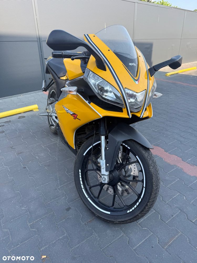 Aprilia RS - 12