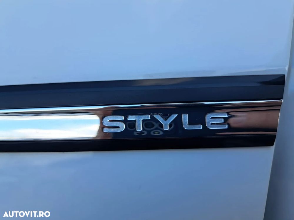 Volkswagen Golf 1.5 eTSI ACT DSG MHEV Style - 15