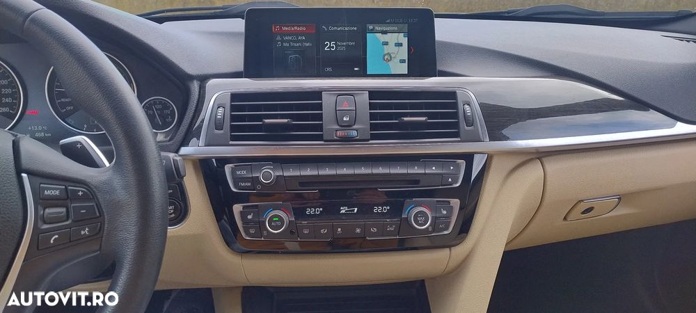 BMW Seria 3 330i Aut. Sport Line - 9