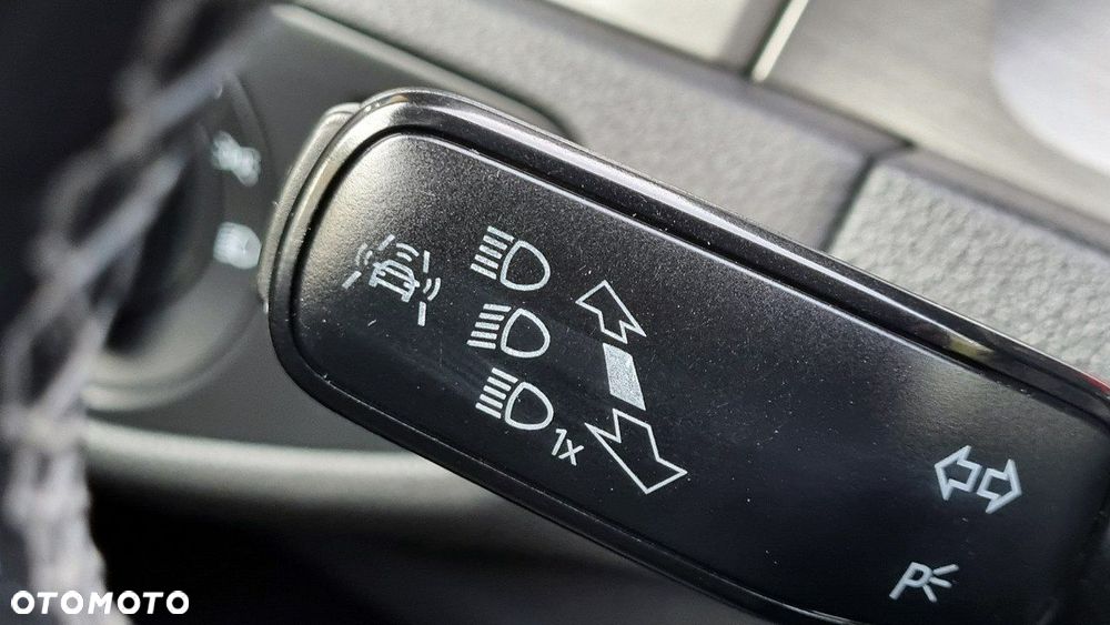 Volkswagen Golf - 19