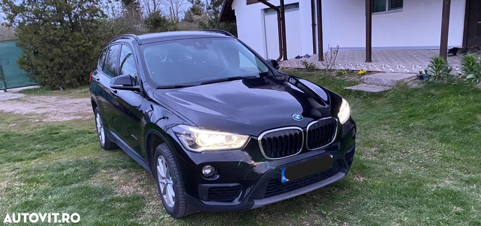 BMW X1 xDrive18d - 10
