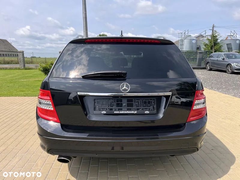 Mercedes-Benz Klasa C 180 T Kompressor Avantgarde - 8