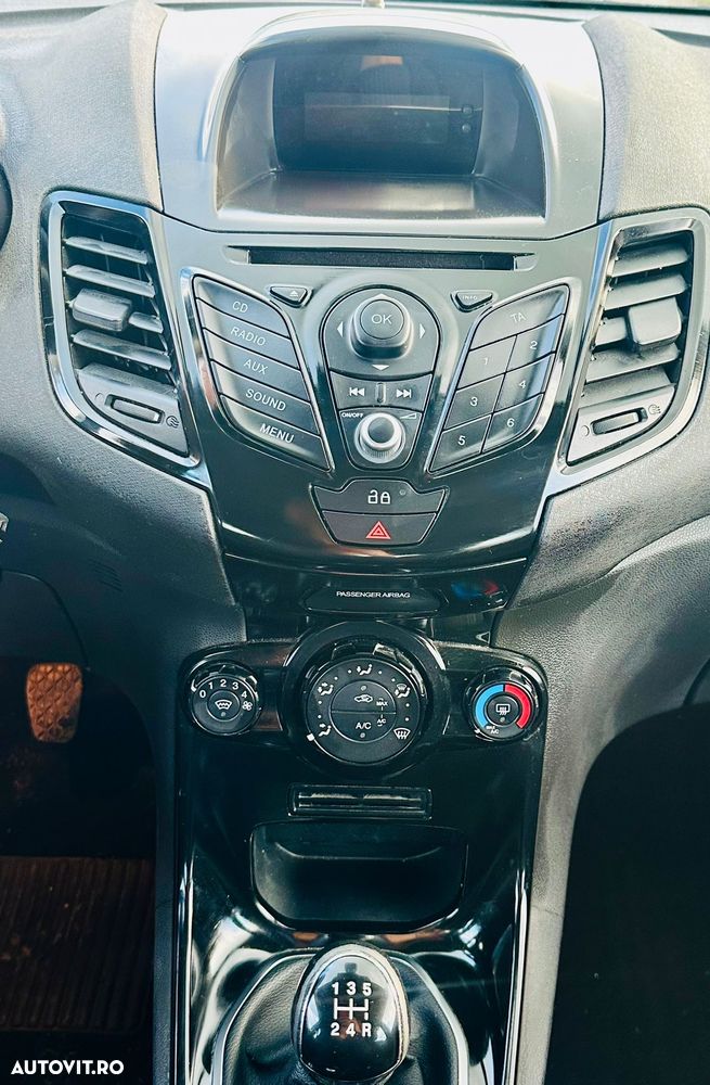 Ford Fiesta - 6