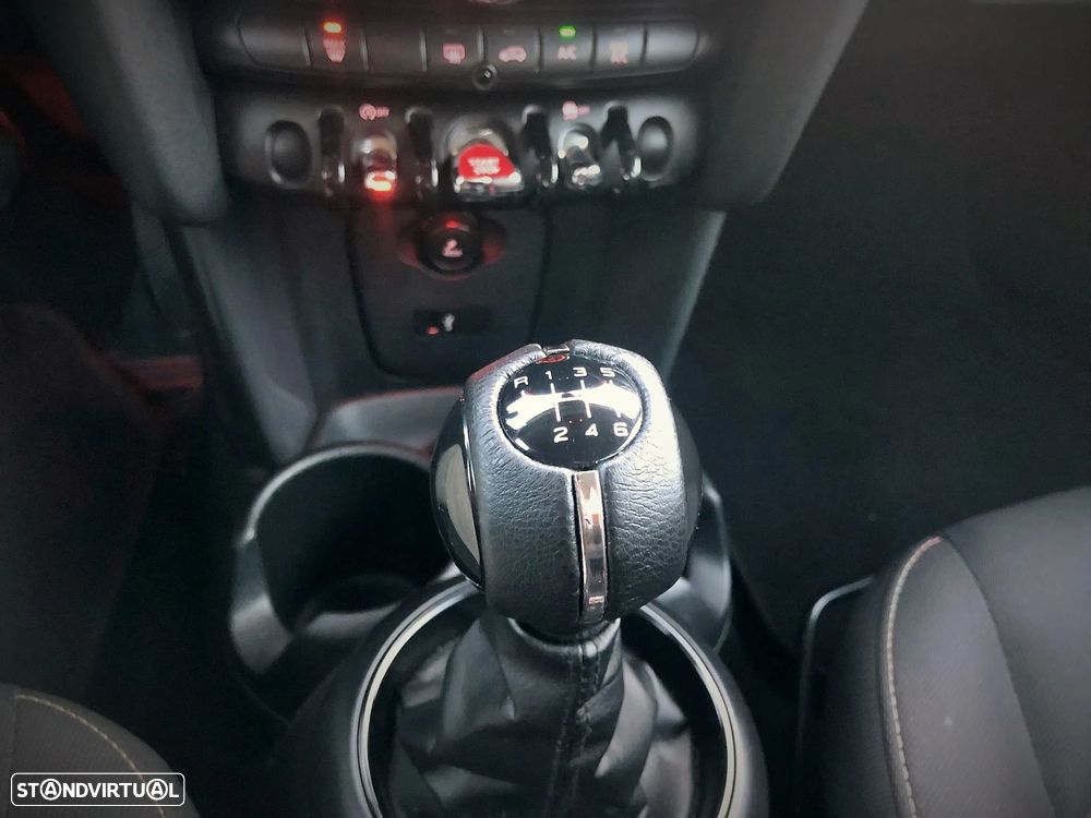 MINI 5 Portas One D - 14