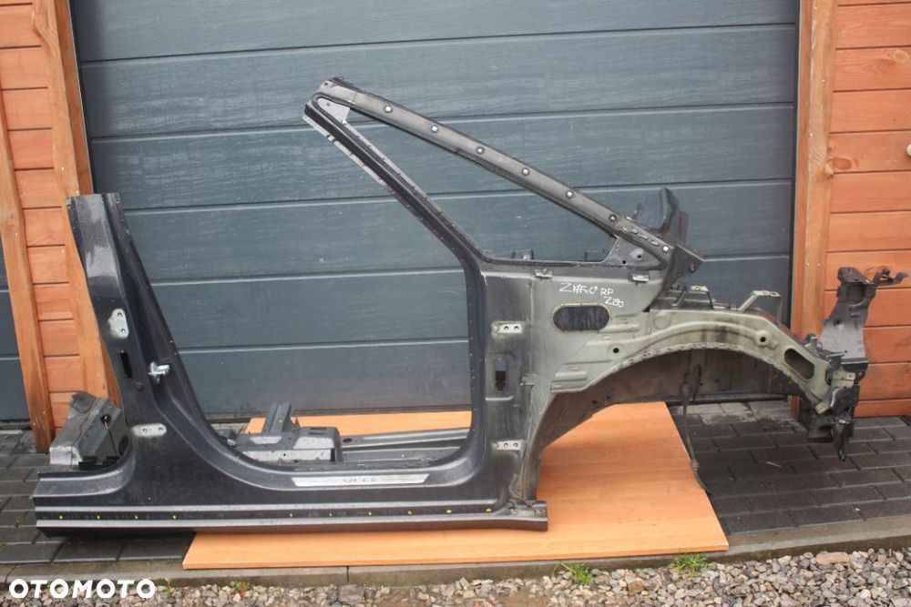 ĆWIARTKA PODŁUŻNICA SŁUPEK PRAWY PRZÓD OPEL ZAFIRA C Z190