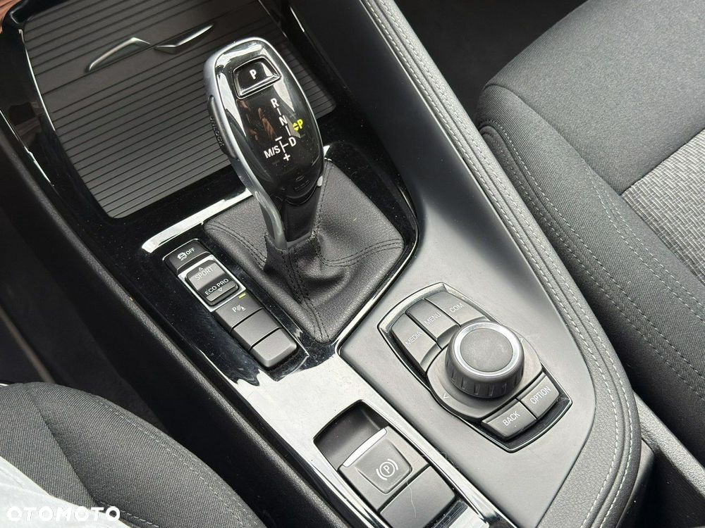 BMW X2 sDrive18i Advantage - 33