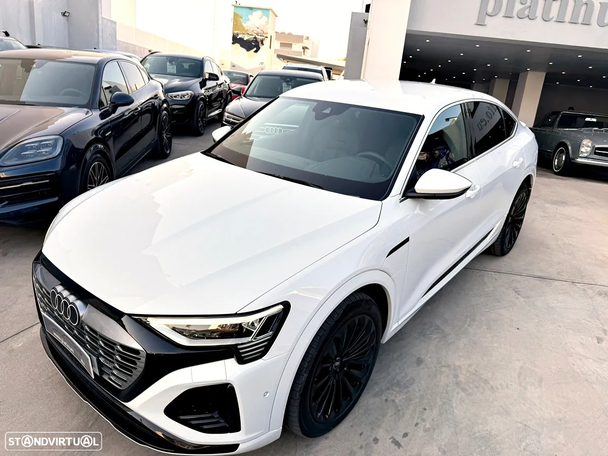 Audi Q8 e-Tron 50 quattro S line - 55