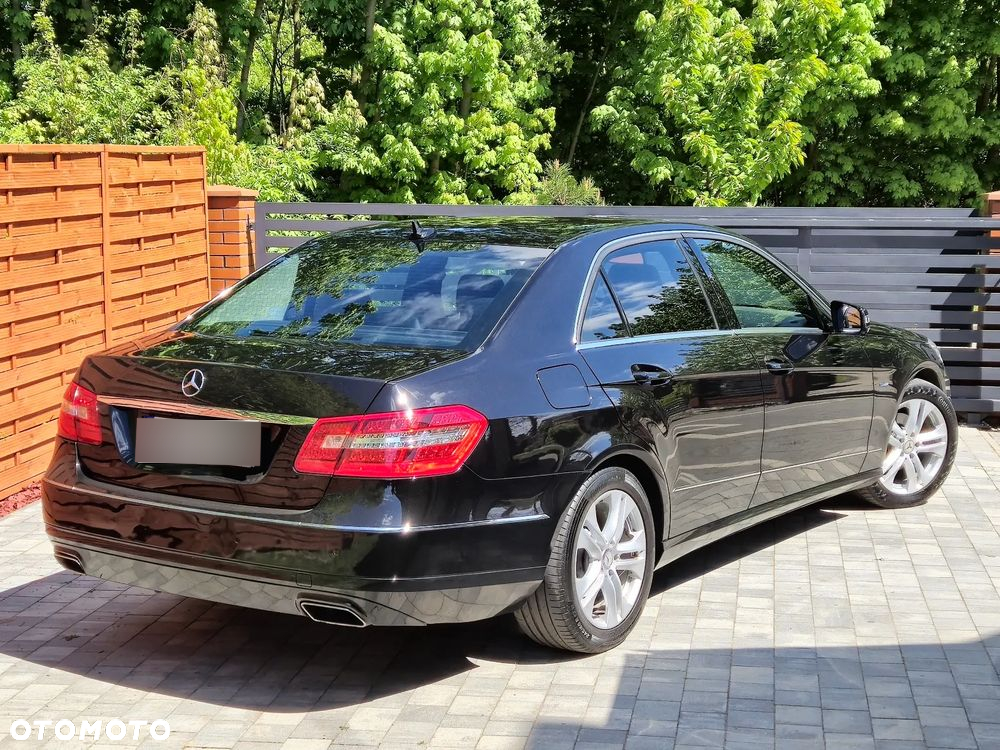 Mercedes-Benz Klasa E 200 BlueEFFICIENCY 7G-TRONIC Avantgarde - 11