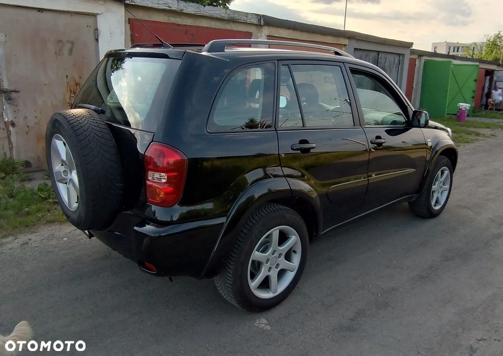 Toyota RAV4 2.0 VVT-i 4x4 - 8