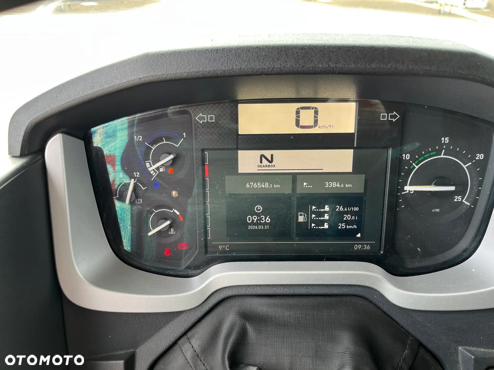 Renault HIGH 480 - 9