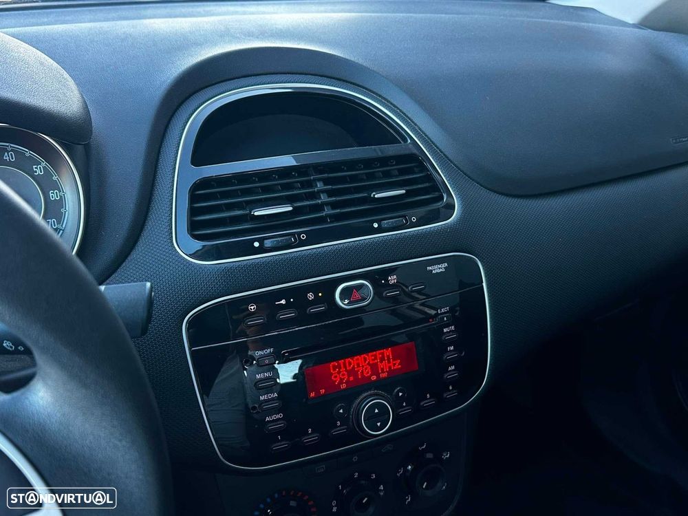 Fiat Punto 1.2 Easy S&S — fotografia 10