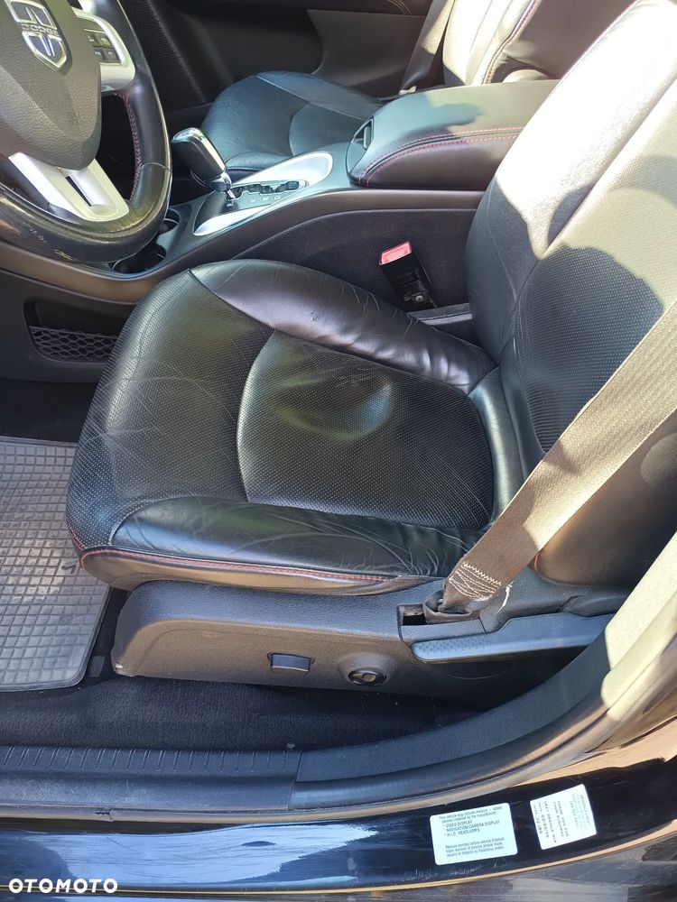 Dodge Journey - 8