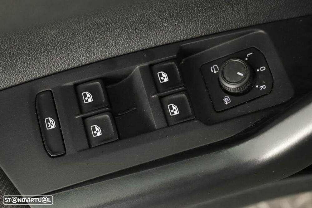 VW Polo 1.0 TSI Urban DSG - 19