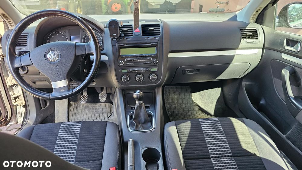 Volkswagen Jetta 1.9 TDI Comfortline - 7