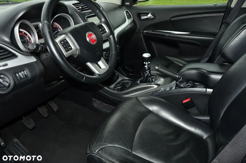 Fiat Freemont 2.0 Multijet Lounge - 18