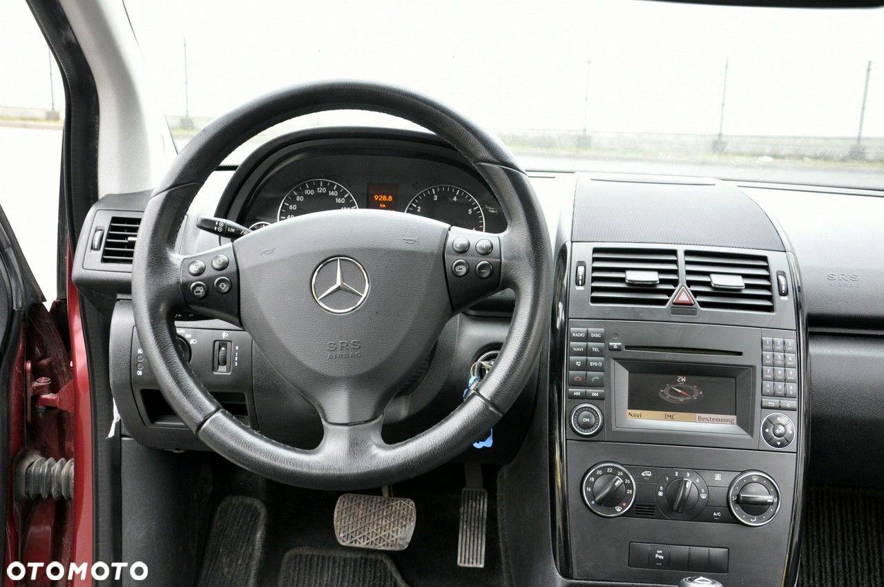 Mercedes-Benz Klasa A 160 Autotronic Elegance Special Edition - 38