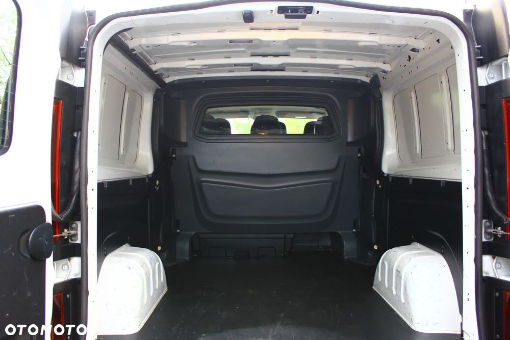Renault TRAFIC 2.0 DCI 140KM 6 OSÓB BRYGADÓWKA LONG L2H1 FV23% - 39