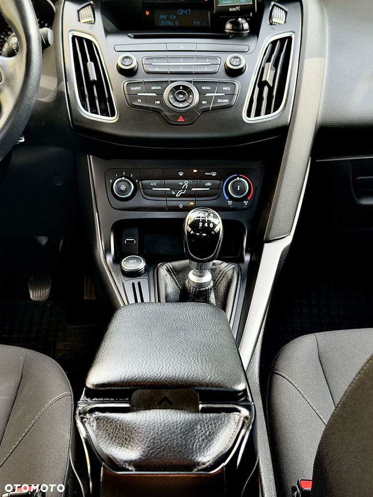 Ford Focus - 29