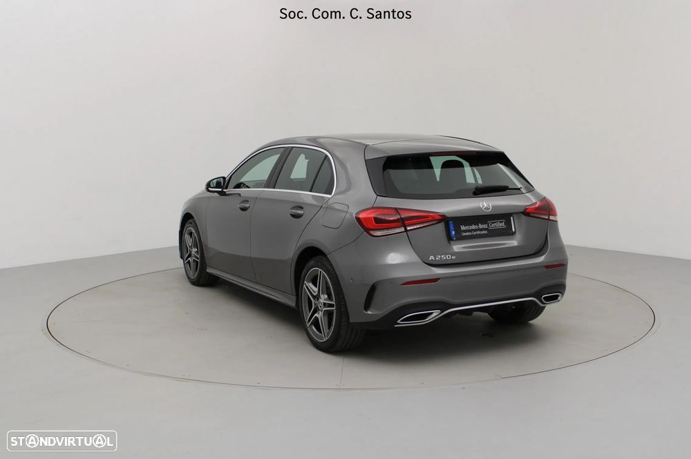 Mercedes-Benz A 250 e AMG Line - 7