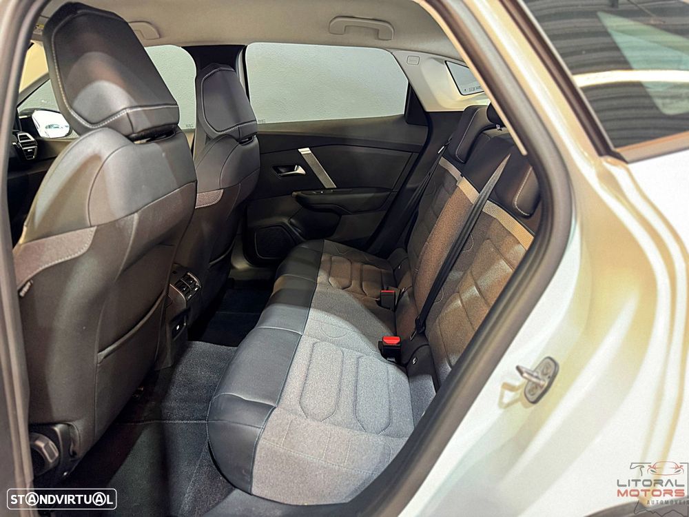 Citroën C4 X 1.2 Hybrid Plus e-DSC6 - 16