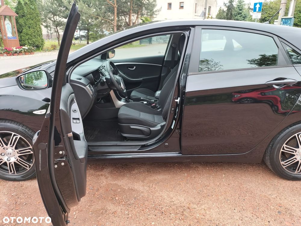 Hyundai i30 1.4 CRDi Comfort - 29