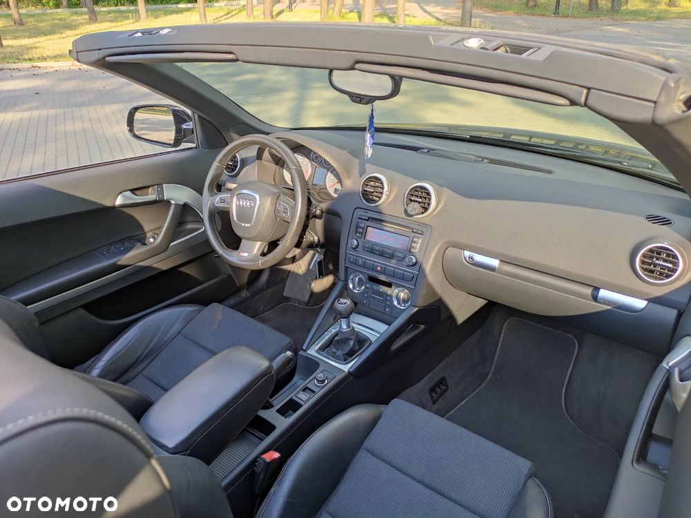Audi A3 Cabrio 2.0 TDI DPF S Line Sportpaket (plus) - 18