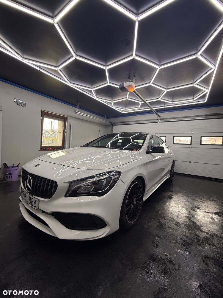 Mercedes-Benz CLA 250 4-Matic AMG Line - 7